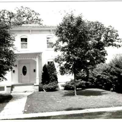 Photograph, Houses, 716 East Wilcox Street