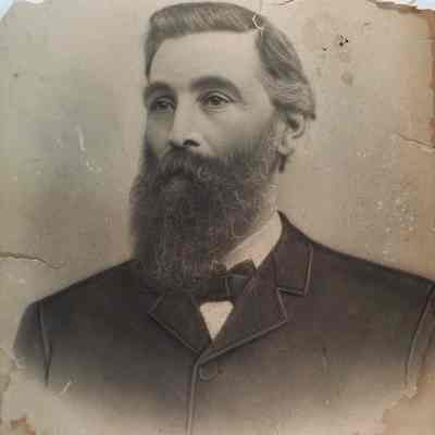 Portrait, Nathan Newton