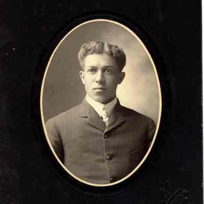 Cabinet Card, Brooks, P. 11, Will Brooks