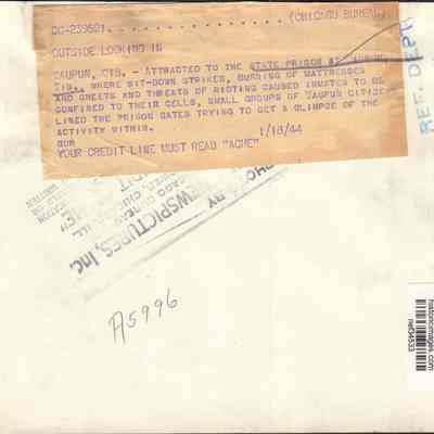 Back of prison photo of 1944