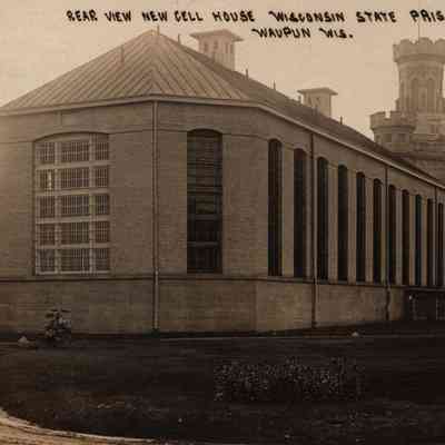 Postcard, Corrections, Wisconsin State Prison, Rear View New Cell House