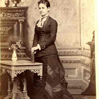 Cabinet Card, Johnson, P. 22, Helen Blodgett