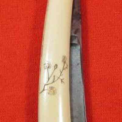 Straight-edge razor with engraved Ivory handle