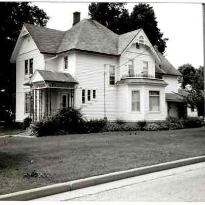 Photograph, Houses, 700 South Madison Street