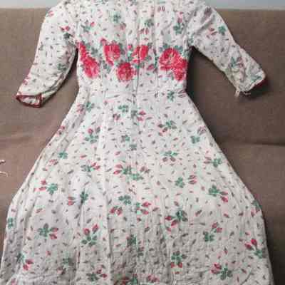 Bathrobe from Mrs. Margaret Niles of 1960s.
