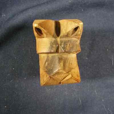 Wood cat souvenir.