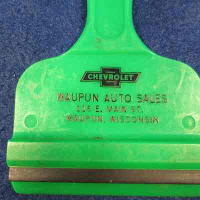 Ice scraper, Waupun Auto Sales