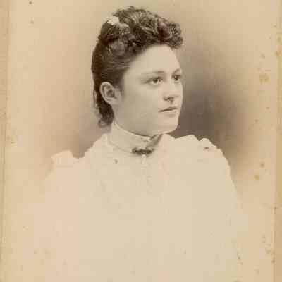 Cabinet Card, Johnson, Lina Hazen Davison