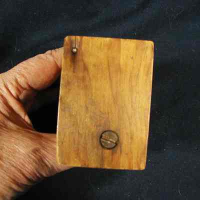 Wood cat souvenir.
