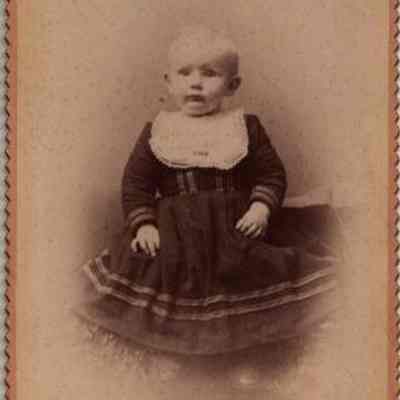 Cabinet Card, Johnson, Unknown People