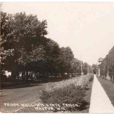 Postcard, Corrections, Wisconsin State Prison, West Wall