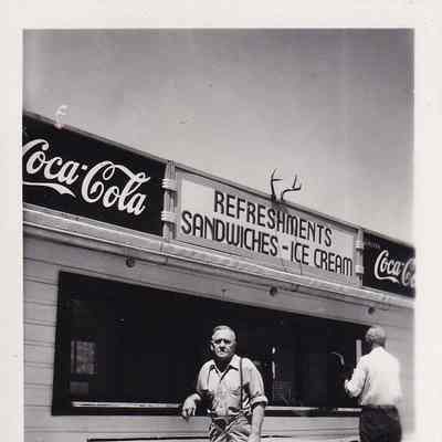 Photo, Bell's Concession Stand