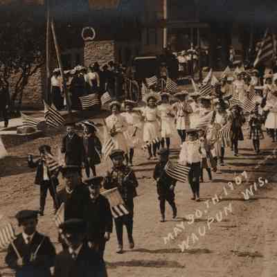 Postcard, May 30, 1907, Parade