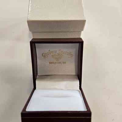 Jewelry Box, Gysbers Jewelry