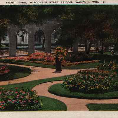 Variation, Front Yard Prison, Wis-3, #15805