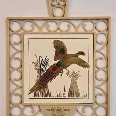 Trivet, National Bank