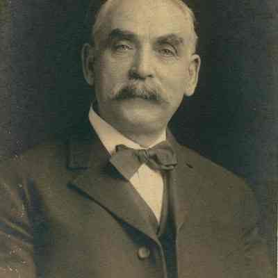 Photograph, Saalfield, Jeweler