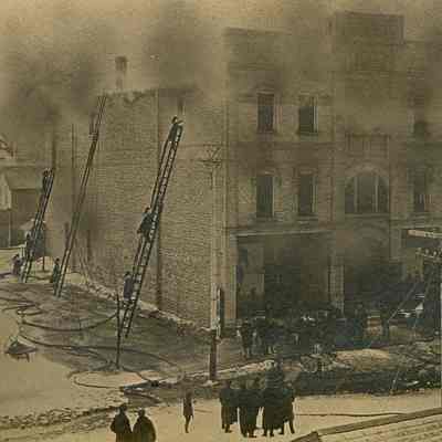 Postcard, Whting's Hall Fire