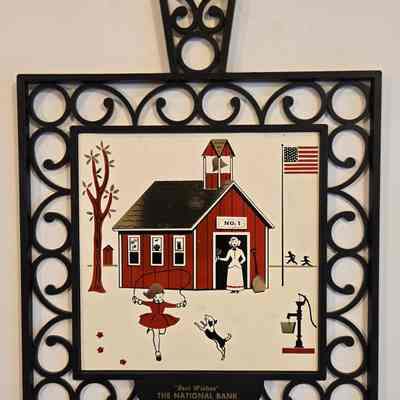 Trivet, National Bank