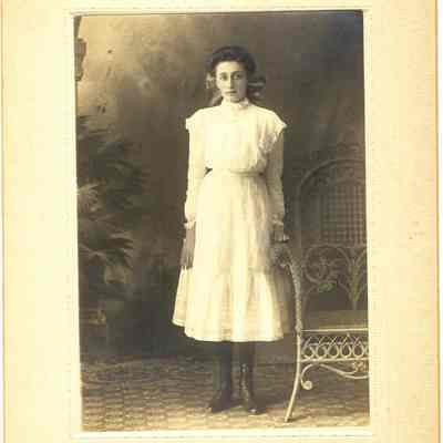 Cabinet Portrait, Lovila