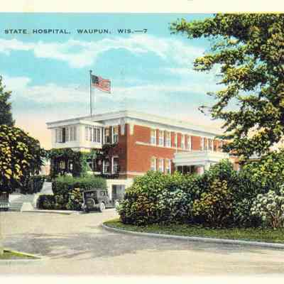 Postcard, Central State, Wis-7, #1374 N