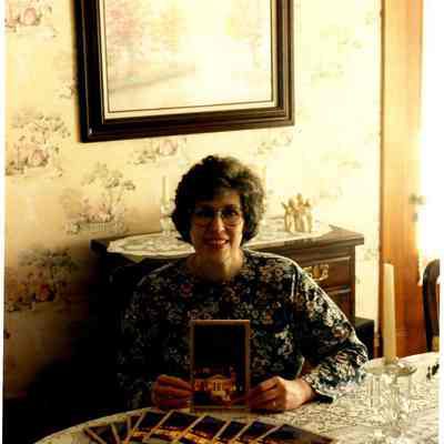 Photograph, Bed and Breakfast, Rose Ivy Inn