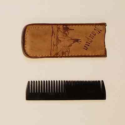 Comb in Leather Case, Souvenir