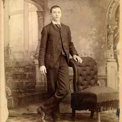 Cabinet Card, Unknown young man