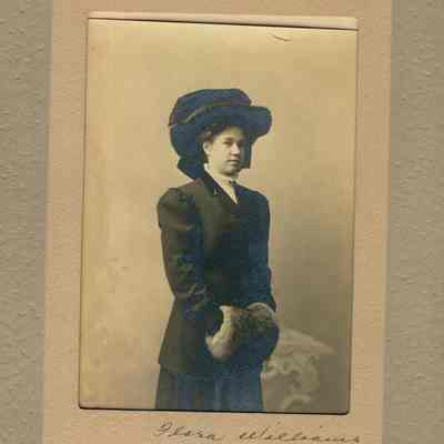Portrait, Flora Williams