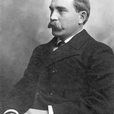Chamberlain, M. O.