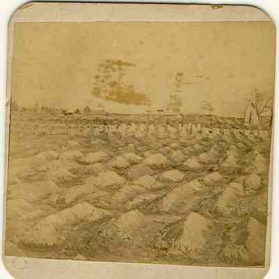 Civil WarPicture of Soldier's Graves