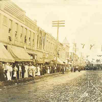 Postcard, Main Street, Looking East
