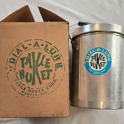 Dial-A-Lure, Takle Buket with Box