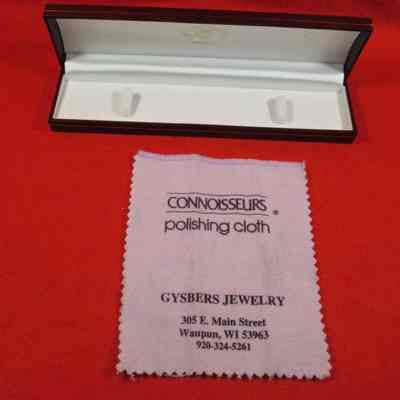 Jewelry Box & Polishing Cloth