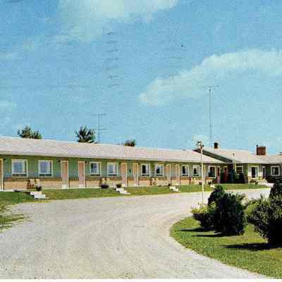 Postcard advertising "Trails End Motel". The Story of Chopin's Funeral March