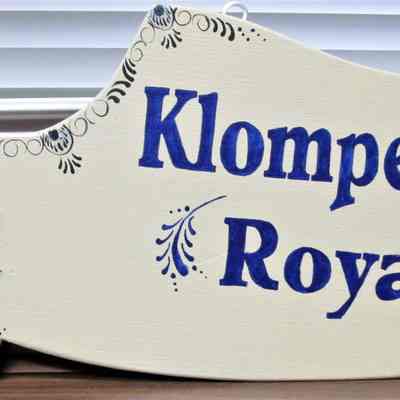 Sign, Klompenfest Royalty, Dutch Shoe