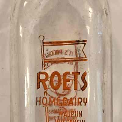 Milk Bottle, Dairy, Roets Dairy, One Quart