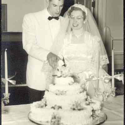 Clarence & Donna (Rens) VandeZande.
