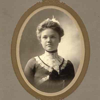 Cabinet Portrait, Brooks, P. 39, Anna Hircher