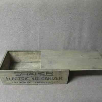 Box, Shaler, Electric Vulcanizer
