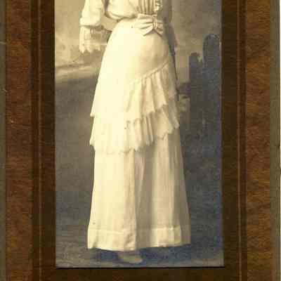 Cabinet Portrait, Lovila