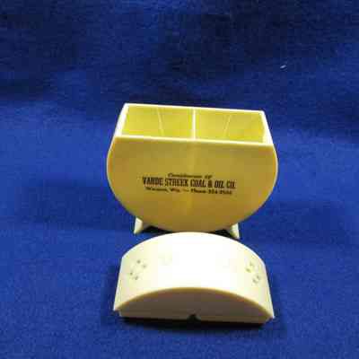 Salt & Pepper Shaker, Vande Streek Coal & Oil Company