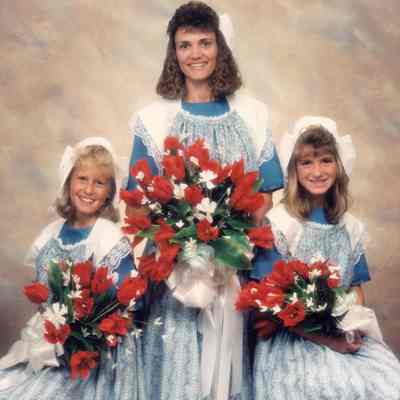 Picture of the 1994 Klompenfest Court, Queen Brenda Huizenga
