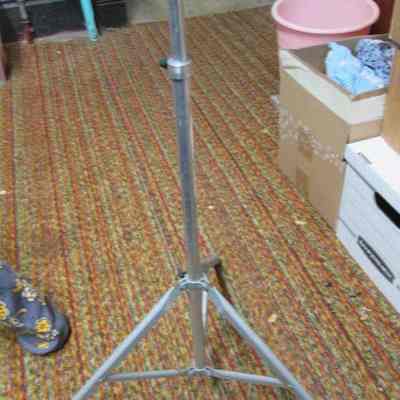 Waupun Lioness Banner metal tripod hanger