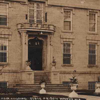 Postcard, Corrections, Wisconsin State Prison, Main Entrance