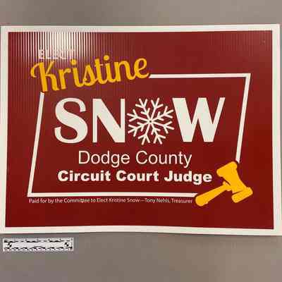 Yard Sign, Kristine Snow for Circuit Court