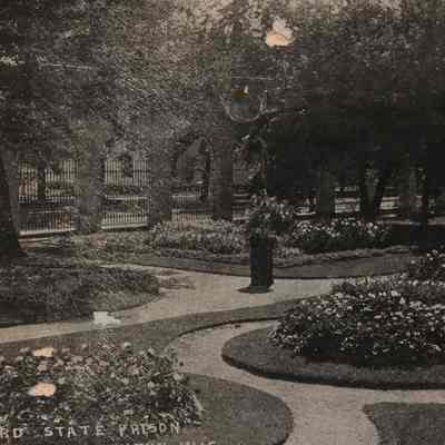 Postcard, Corrections, Wisconsin State Prison, Front Yard