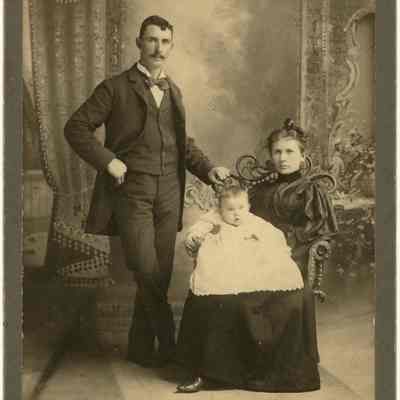 Cabinet Card, Mrs Leug Bradley, Randolph