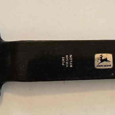 Scoop, Maly Implement