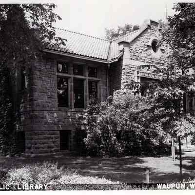 Postcard, Carnegie Library, Museum
